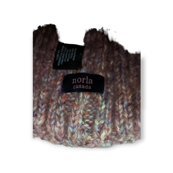 norla Canada Knit Toque - Picture 3 of 3